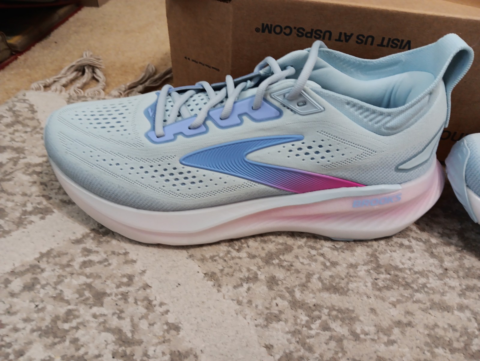 Brooks Womens GLYCERIN 23 Skyway Blazing Bell Pink Size 11B Medium 1204651b475