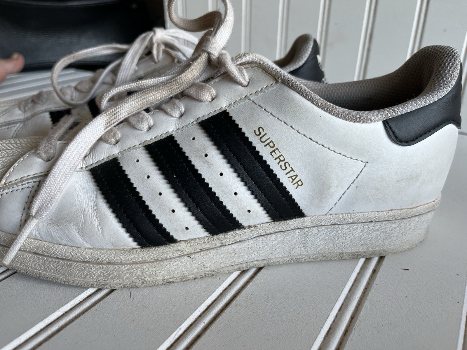 Adidas Superstar Shoes Women’s 8.5 White Black Gold Originals Sneakers FV3284