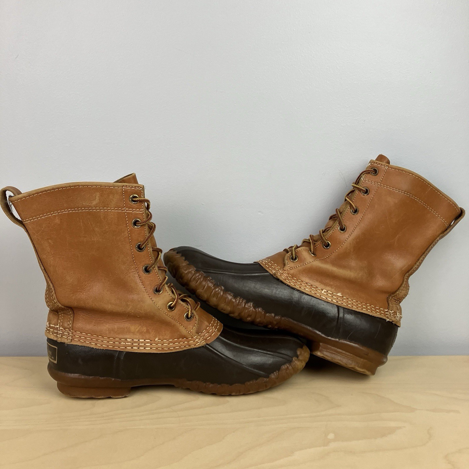 Vintage L.L. Bean Women’s Size 9.0 Duck Boots Brown Leather Unlined Hunting Shoe