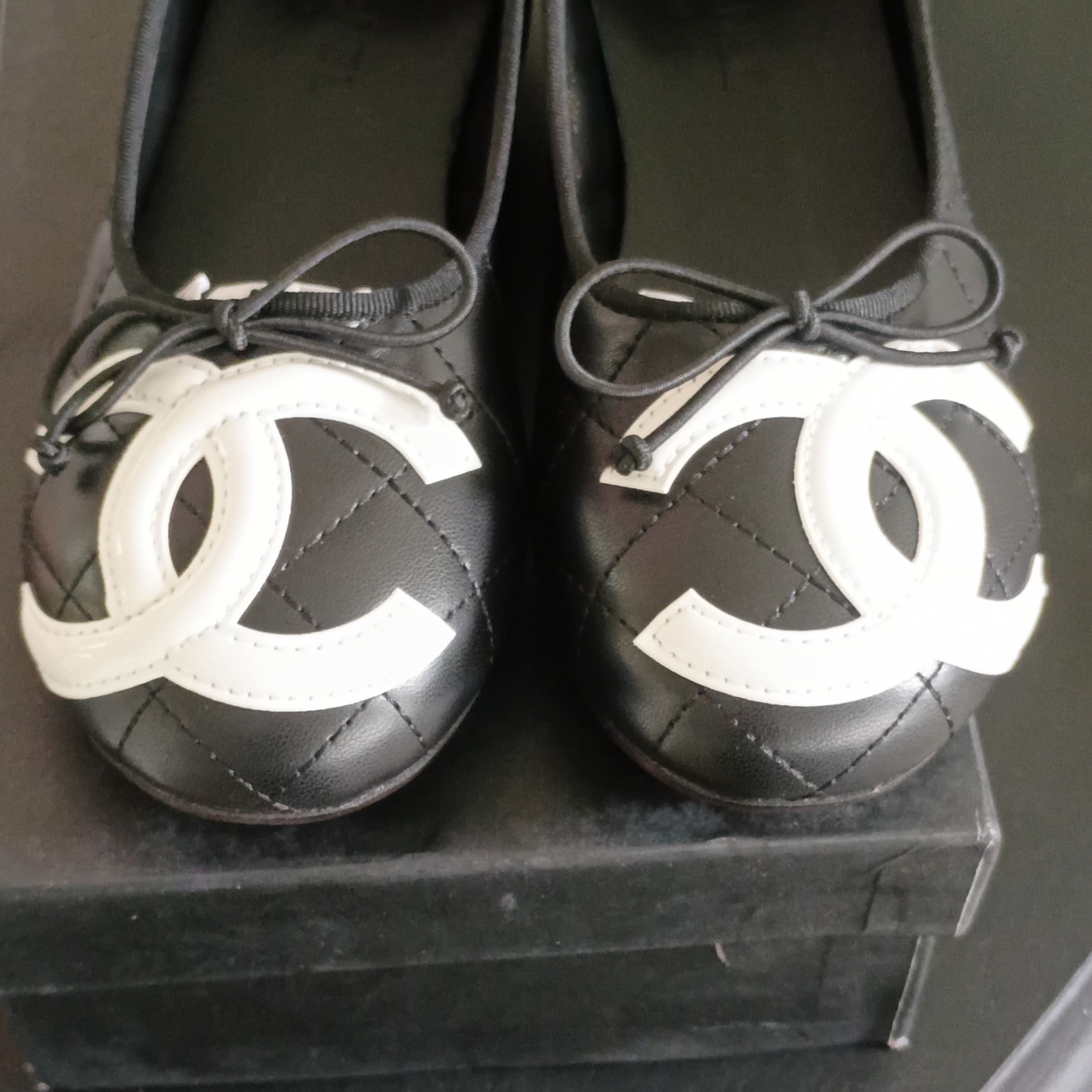 Chanel Ballet Slipper Cambons Size 7.5 Black CC LOGO Authentic BRAND NEW