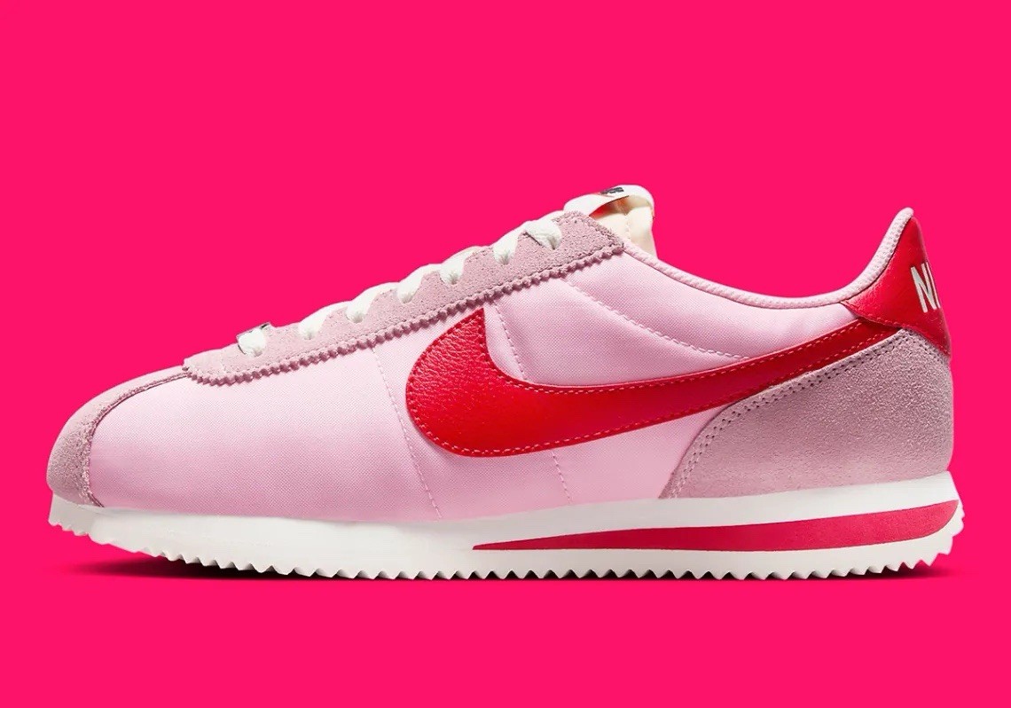 Nike Cortez TXT Valentine’s Day Fire Red Sneakers HF9994-600 Women Size 7.5