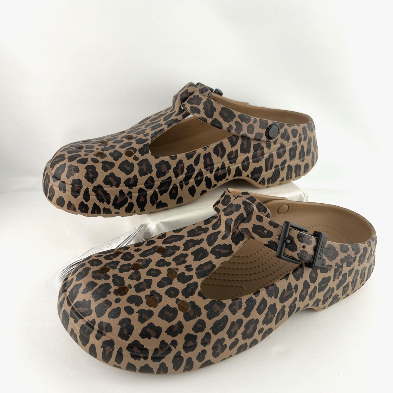 Crocs Classic Mary Jane M9/W11 Clog Leopard Animal Print Buckle Adjustable Strap