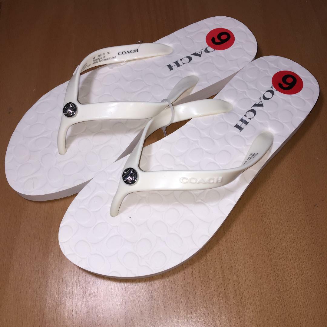 Coach Abbigail Flip Flops Turnlock Logo Thong Rubber Sandals Red Black Ivory