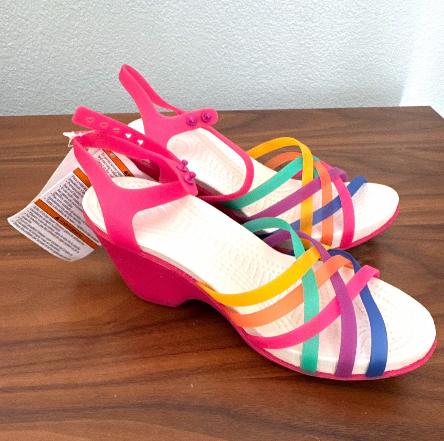 Crocs Women’s Pink Multicolor Strappy Wedge Sandals Buckle Straps US 6