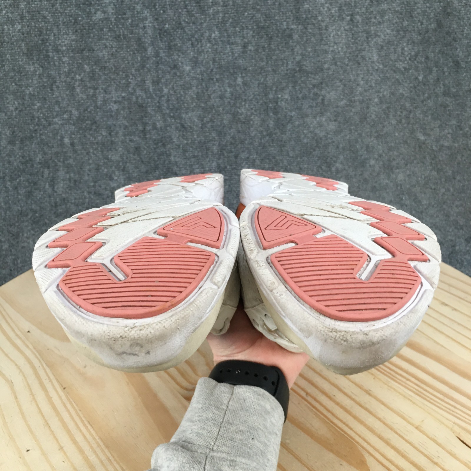 Vionic Shoes Womens 10 Jetta Sporty Comfort Lace Up Zip Sneakers White Orange