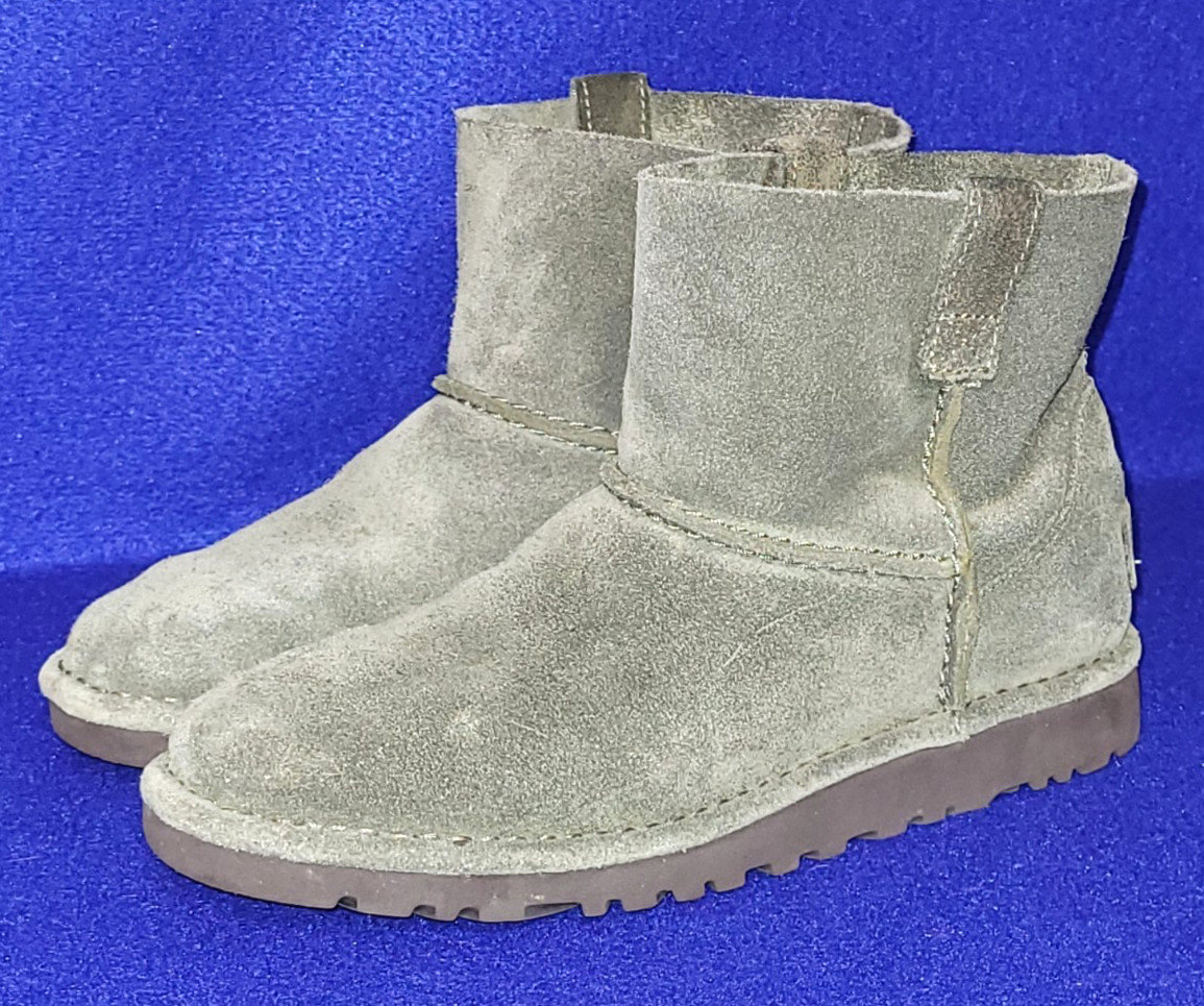 UGG AUSTRALIA Classic Unlined Mini GRAY Suede Leather PULL-ON Winter Boots Sz 6