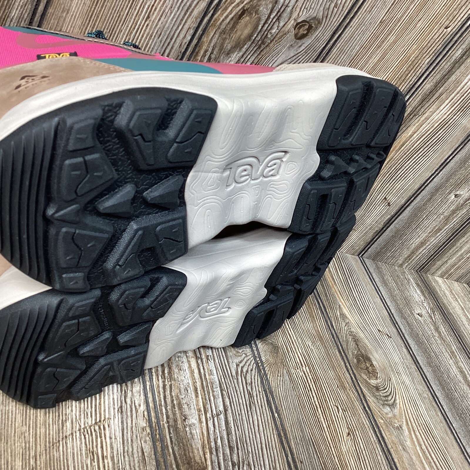 Teva Womens Waterproof Geotrecca Rp Multicolored Hiking Boots US Size 12.5 *NEW*