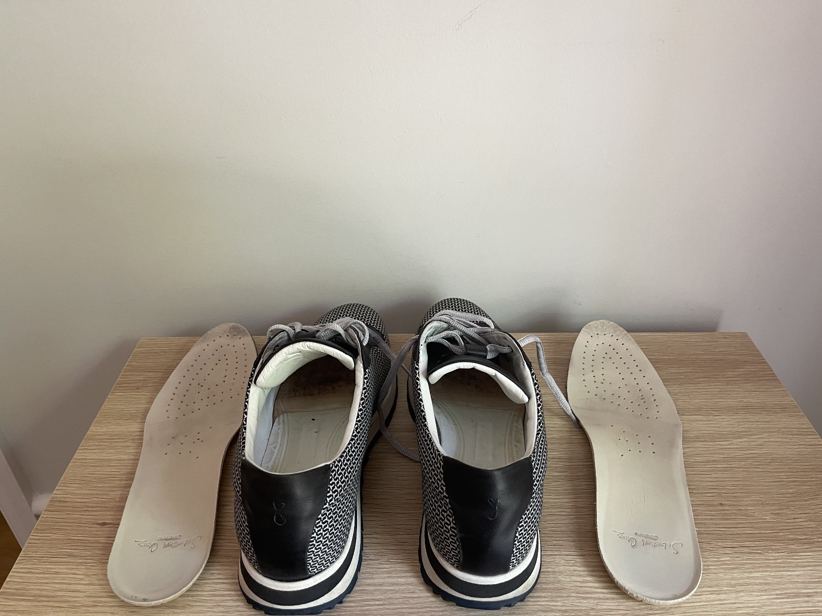 Sebastian Cruz Couture Luxury Sneakers Black White Pattern Low SZ 40 EU 7.5/9 US