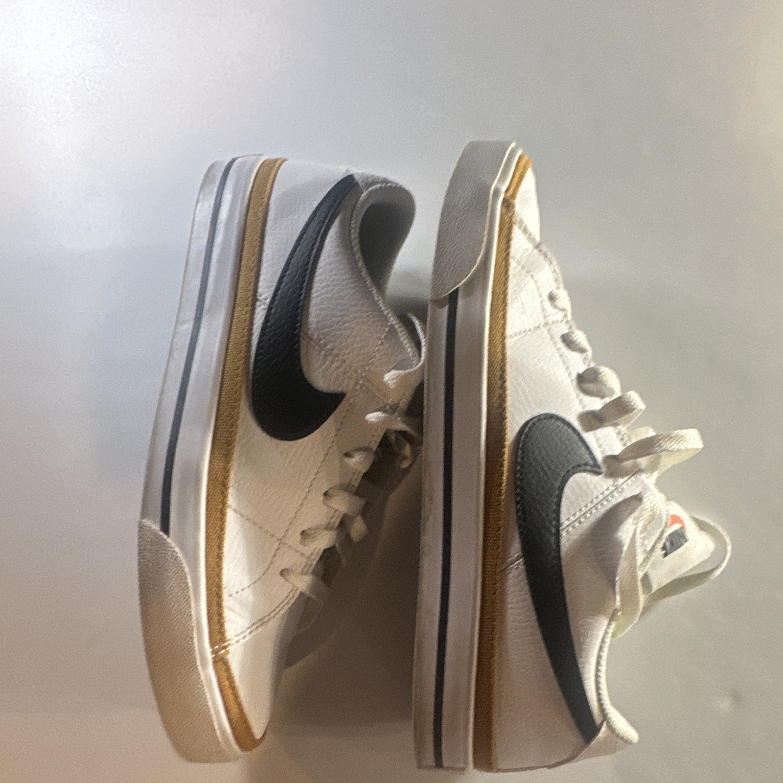 Nike Court Legacy Nike Court Sneaker DH3161-100 White/Desert Ochre Leather 2022