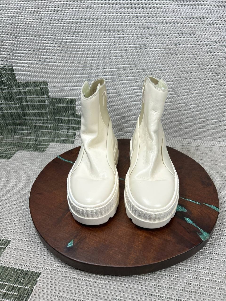 Puma Boots Womens Size 7 Fenty by Rihanna Chelsea Vanilla Ice White Pull On