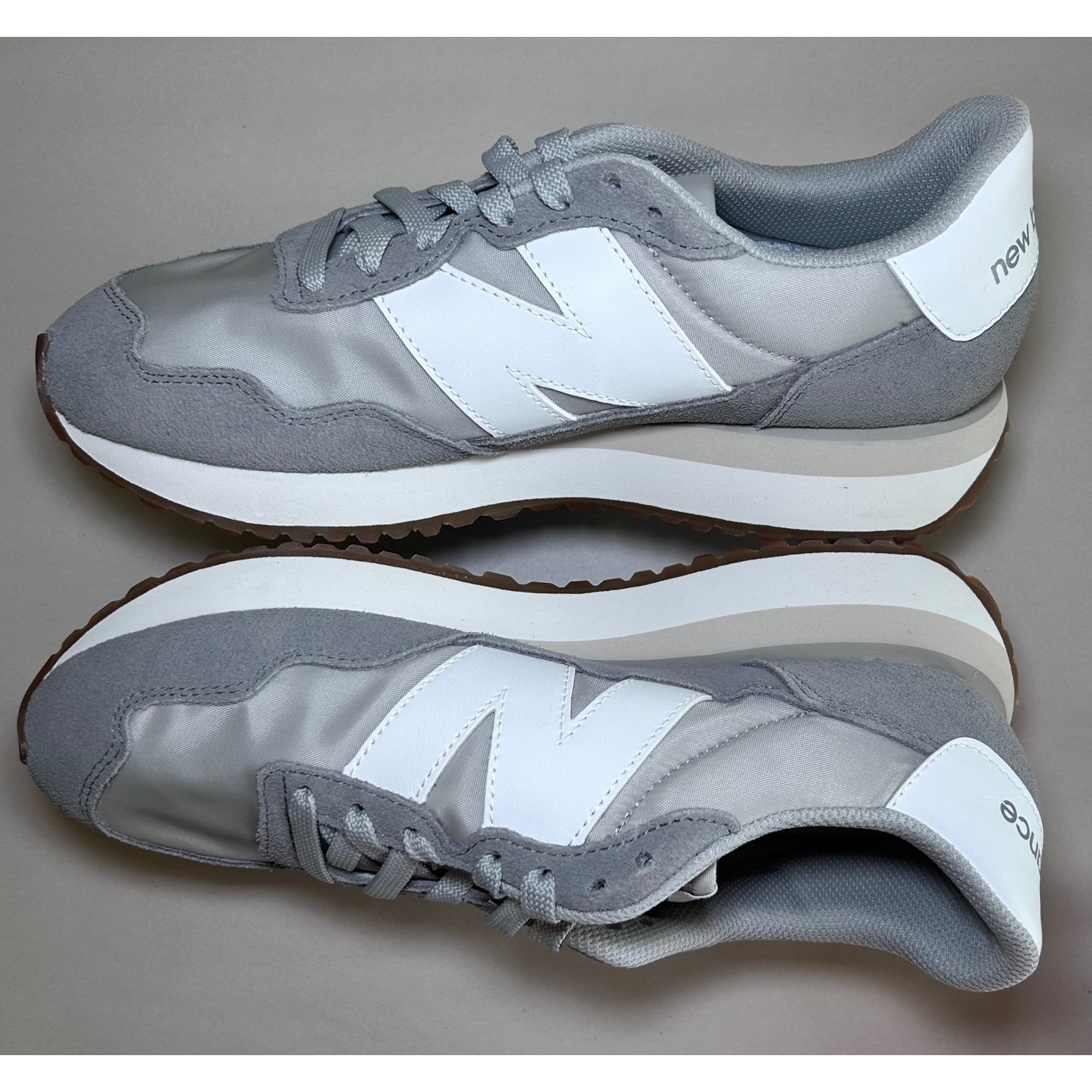 New Balance 237 Grey White Suede Nylon Running Sneakers WS237NM Womens 10
