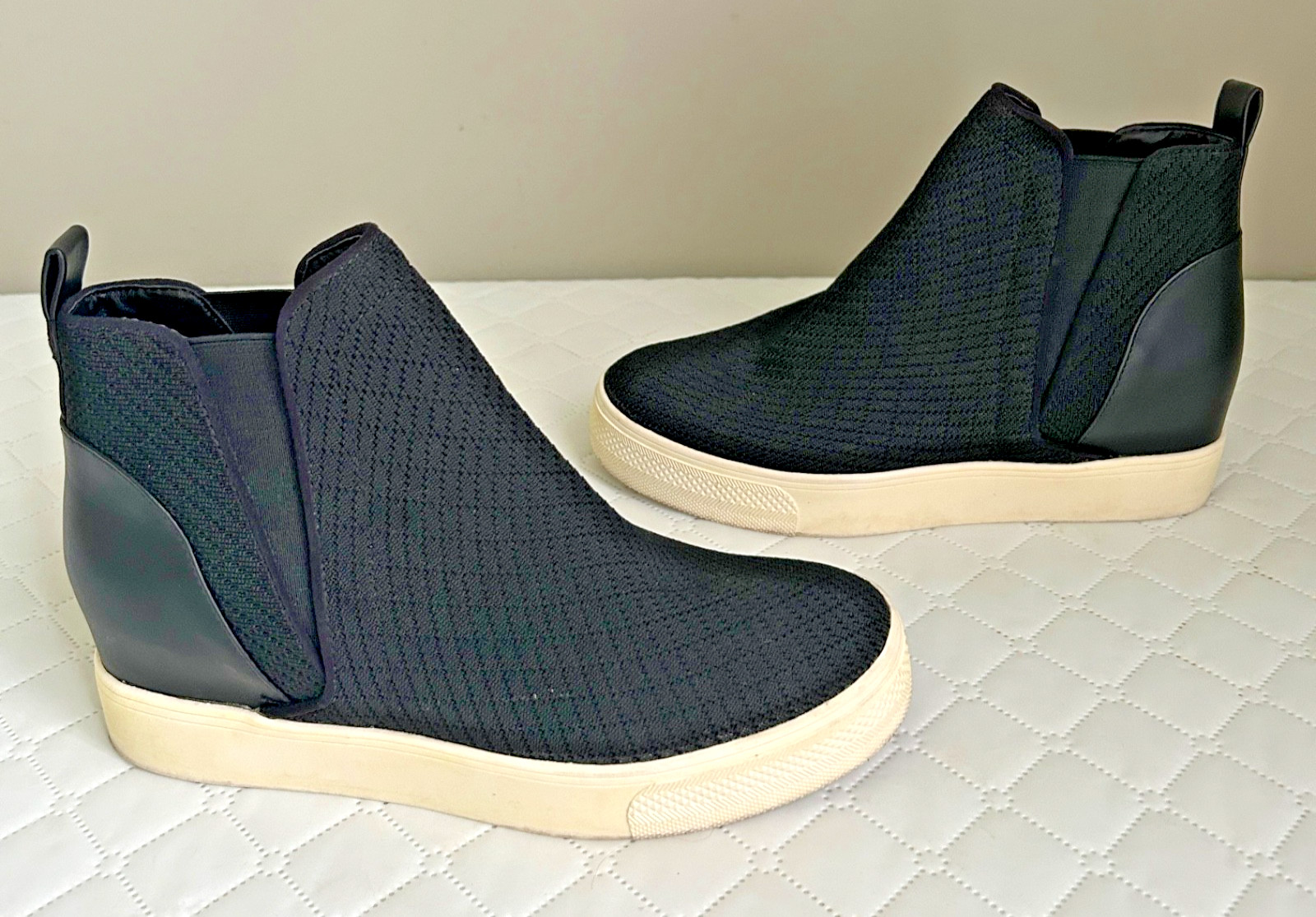 Steve Madden Ditta Wedge Hi Sneakers Women US 8 M Black Stretch Knit Fabric Gore