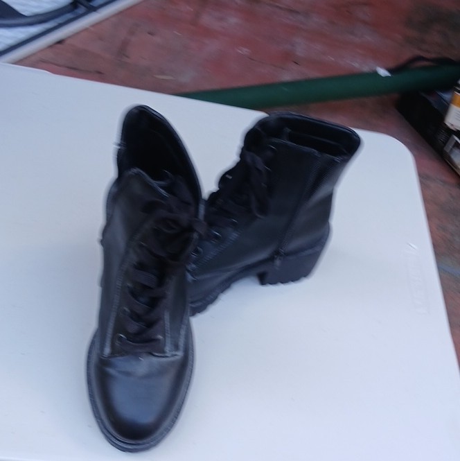 A New Day Black Lace-Up Combat Ankle Boots Side Zipper Lined Slip Resist 9