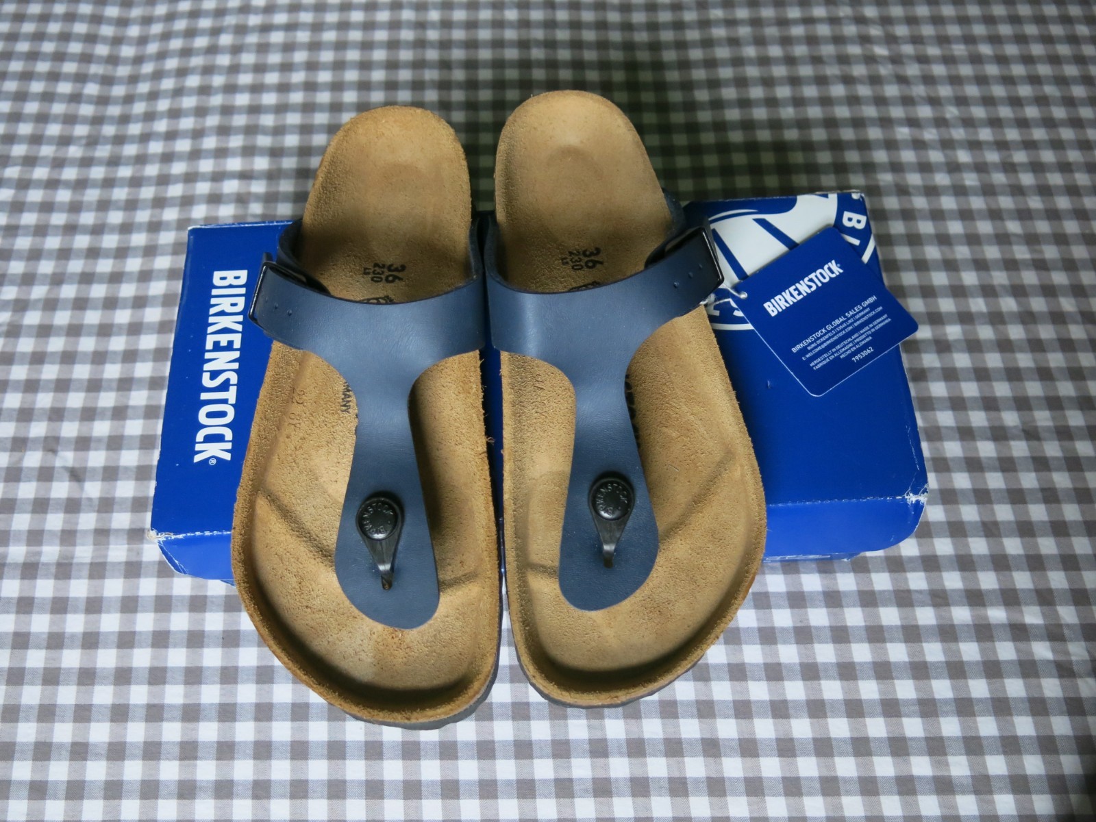 Birkenstock Gizeh Birko-Flor® sandal navy blue EU 36 US women 5-5.5 regular/wide
