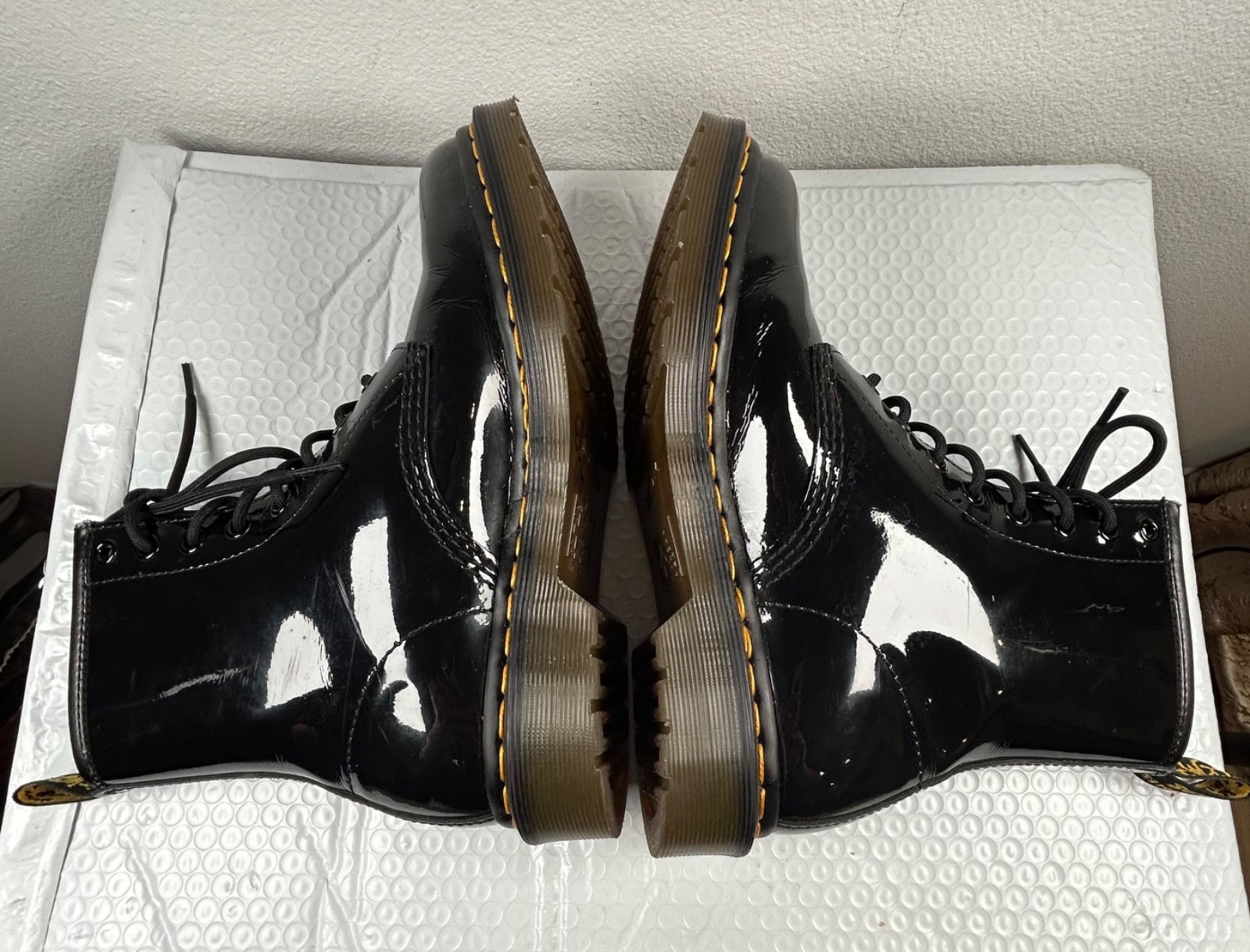 Dr. Martens 1460 Black Patent Leather Combat Boots Women’s Size 7 EU 38 UK 5 JP