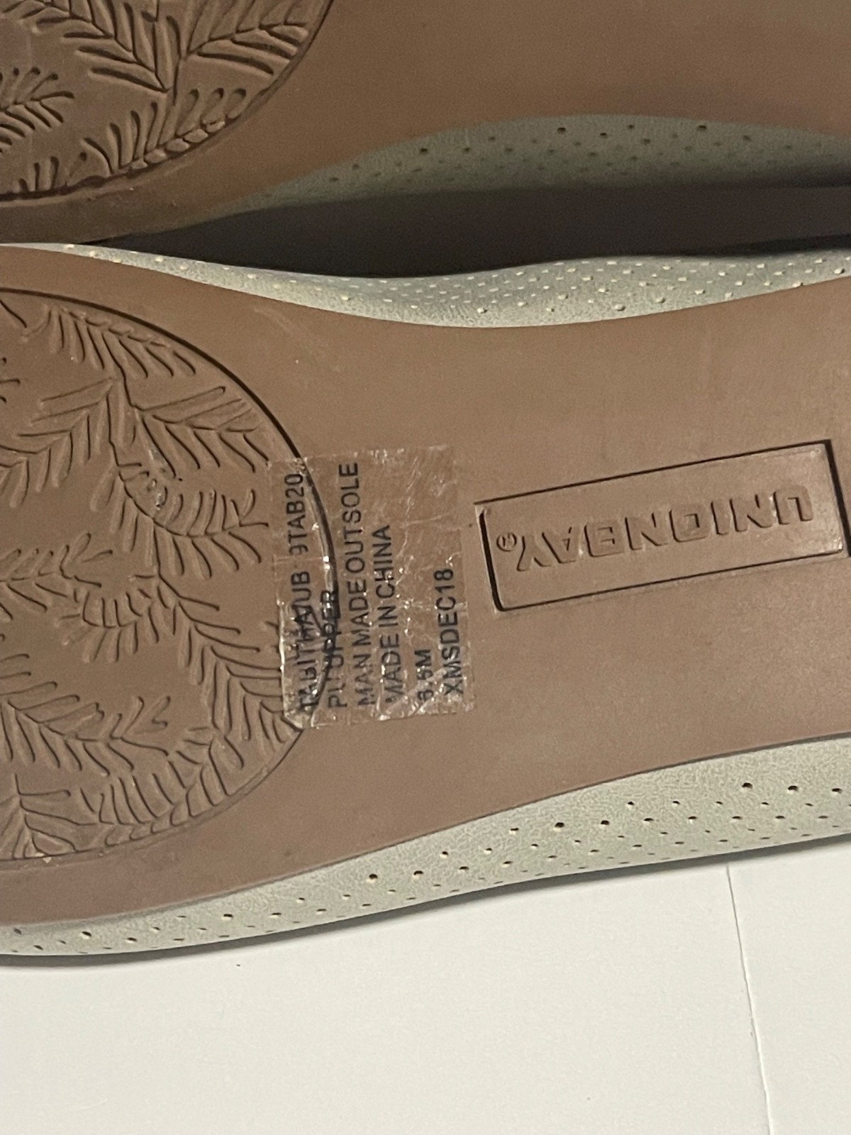 Unionbay Womens Tabitha Grey Perforated Ballet Flats Size 6.5 M Business Casual