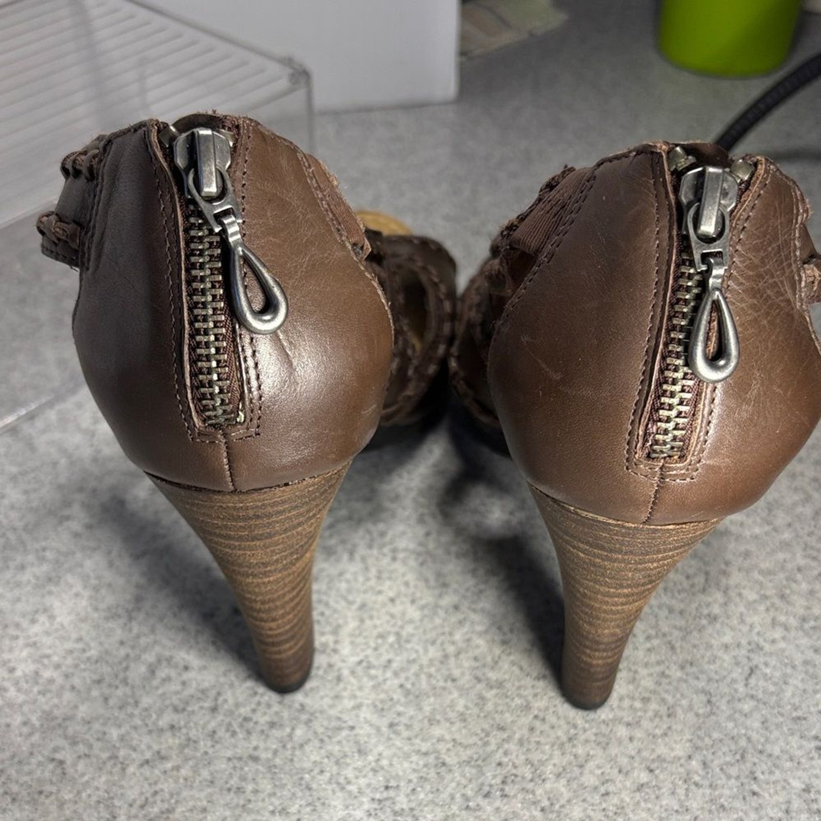 Adam Tucker me too Brown High Heel Sandals padded sole.‎ Stacked heel fc5
