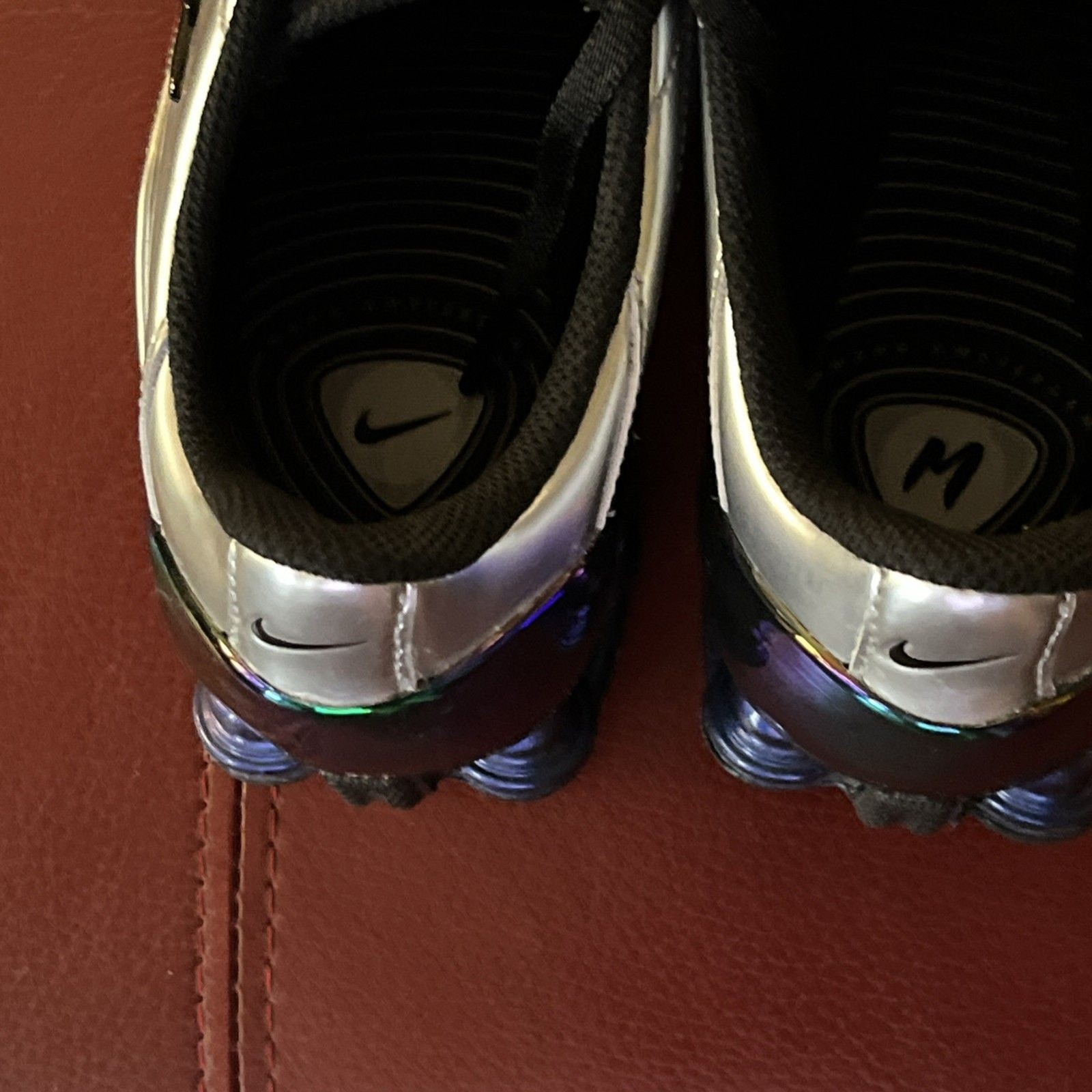 Maha Nike Total 90 Secutor Shox Magia Metallic Silver HQ5407-001 Size 5.5 Women