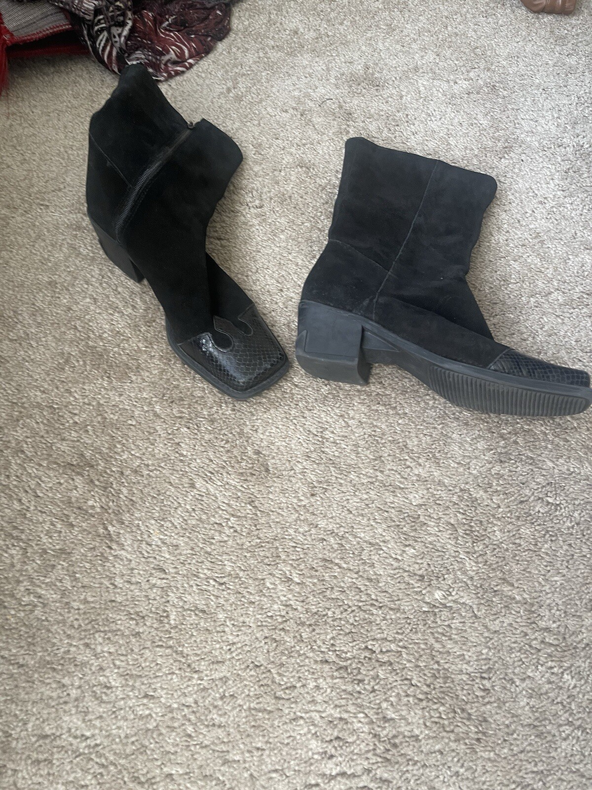 Vintage 90s Suede Square Toe Slim Western Cowboy Boots – Size 7