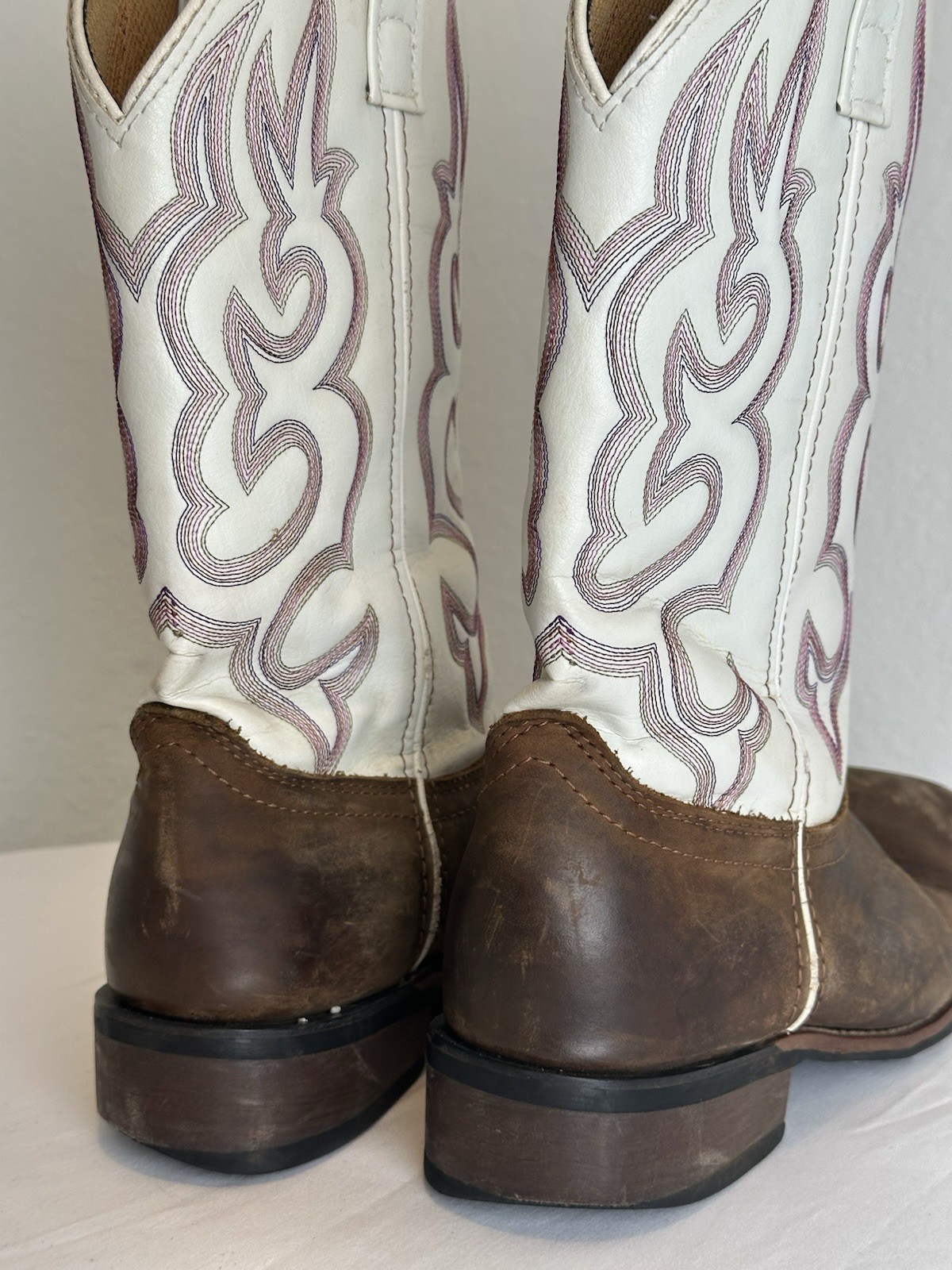 Laredo 5621 Women’s Size 9M Cowboy Boots White Brown Pink
