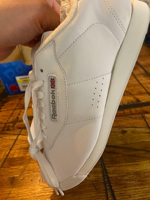 NWT Reebok Classics Lace Up Sneaker Princess White Size 8W Wide from 2009