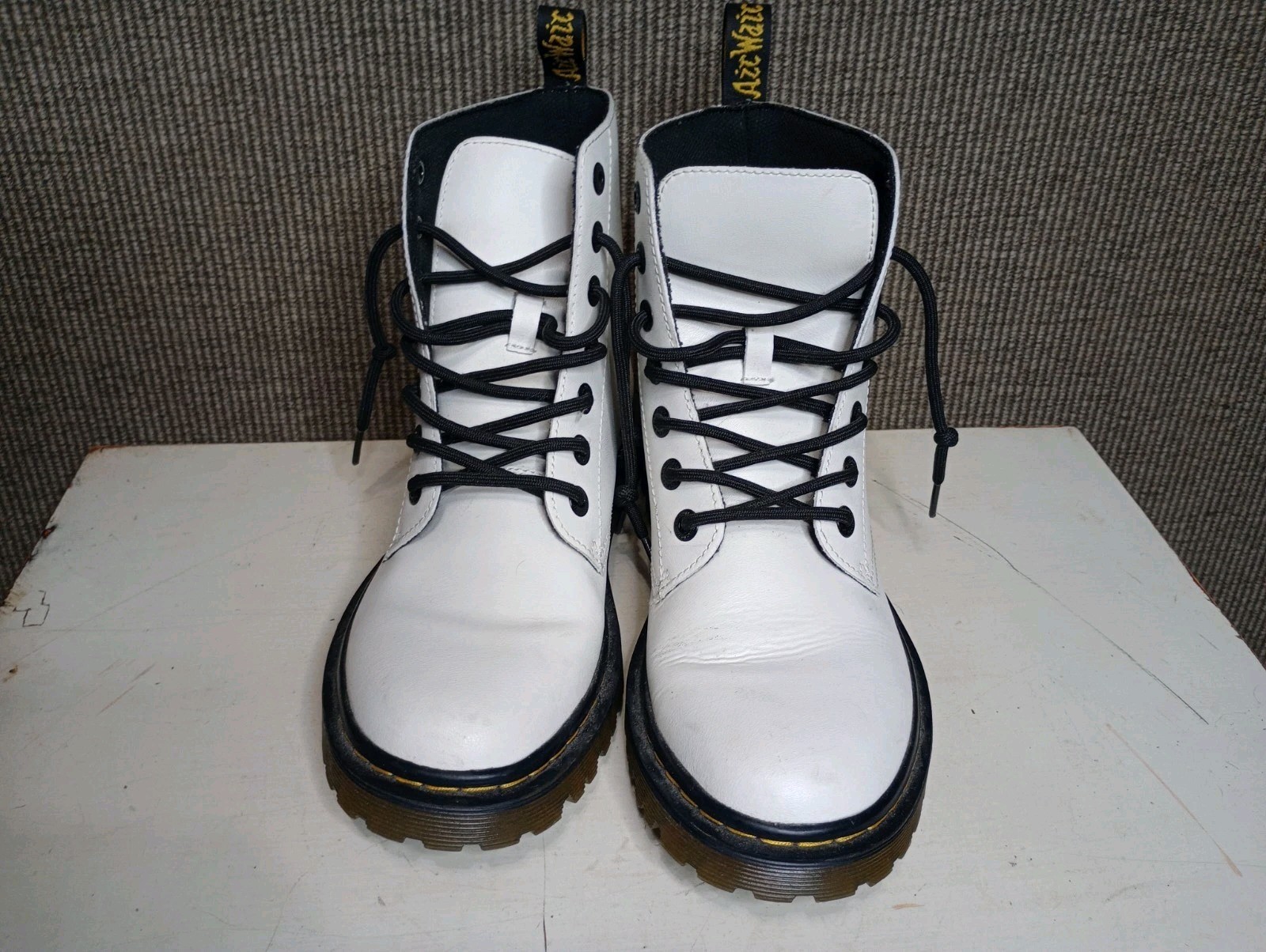 Dr. Martens Luana Women’s Size 9 Boots White