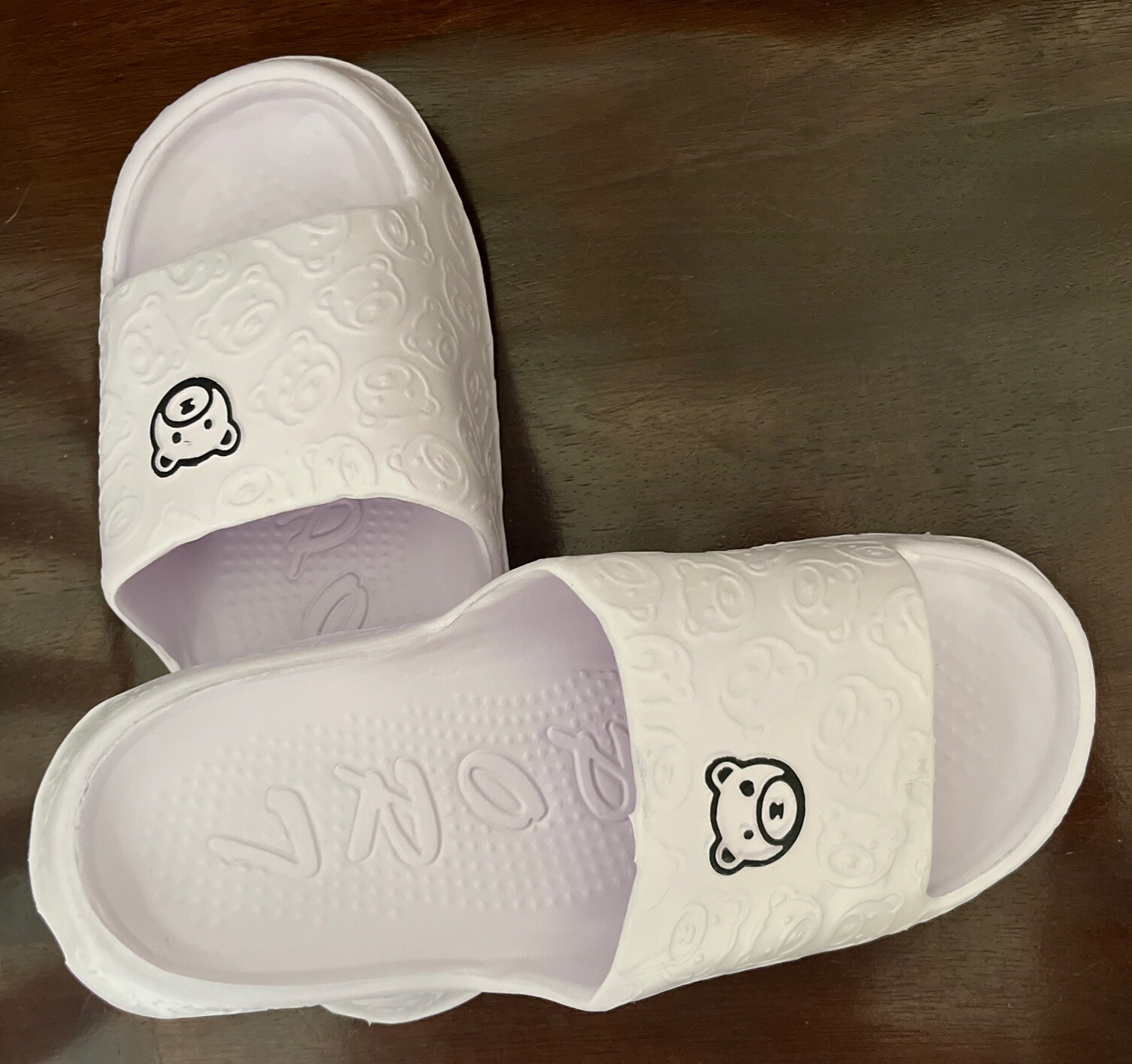 NEW CUTE BEAR PILLOW SLIDES LAVENDER SZ 9-10 GARDEN BATHROOM SHOES NIB USA