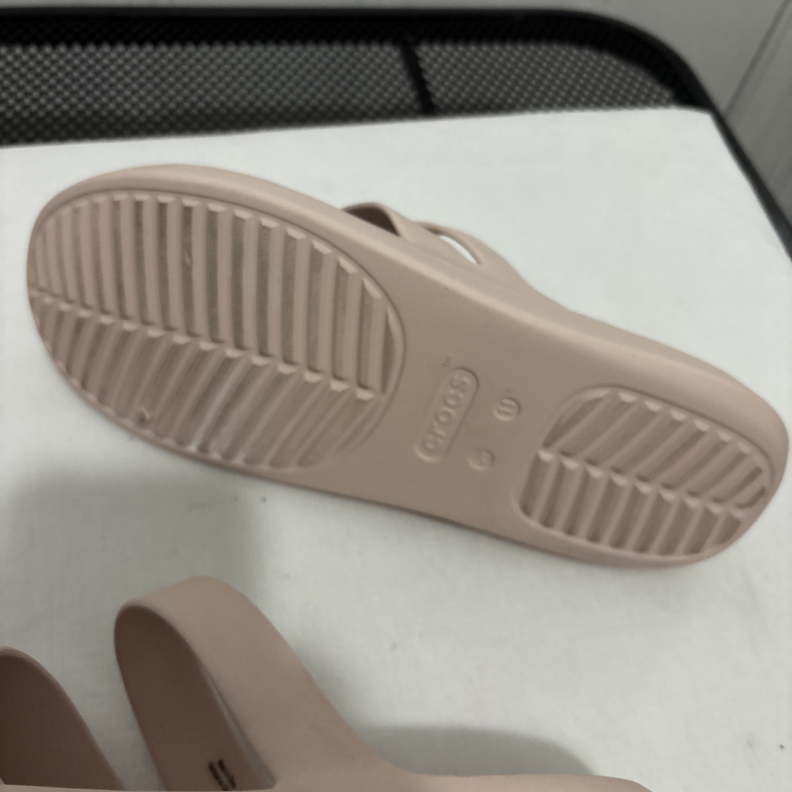 crocs getaway strappy Sandals Size 11