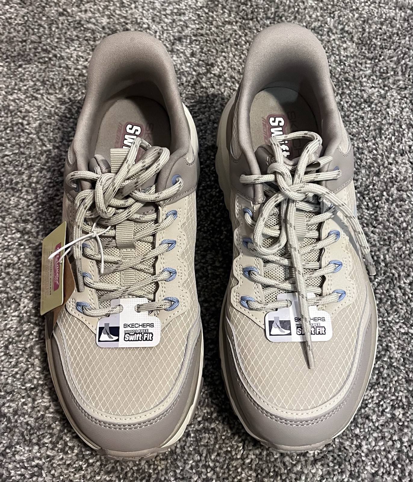 Women’s Sketchers D’Lux Journey Athletic Shoes 6.5 NWT Beige Memory Foam