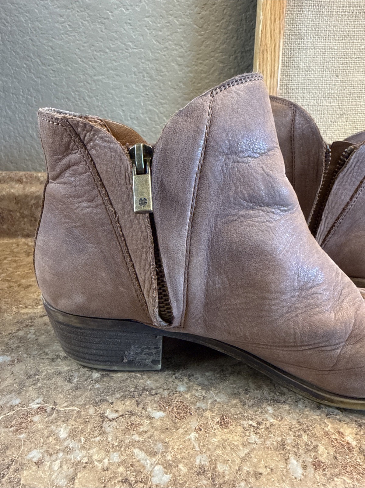 Brown Leather Ankle Boots Size 8 Lucky Brand Low Heel Fall Autumn Winter Booties