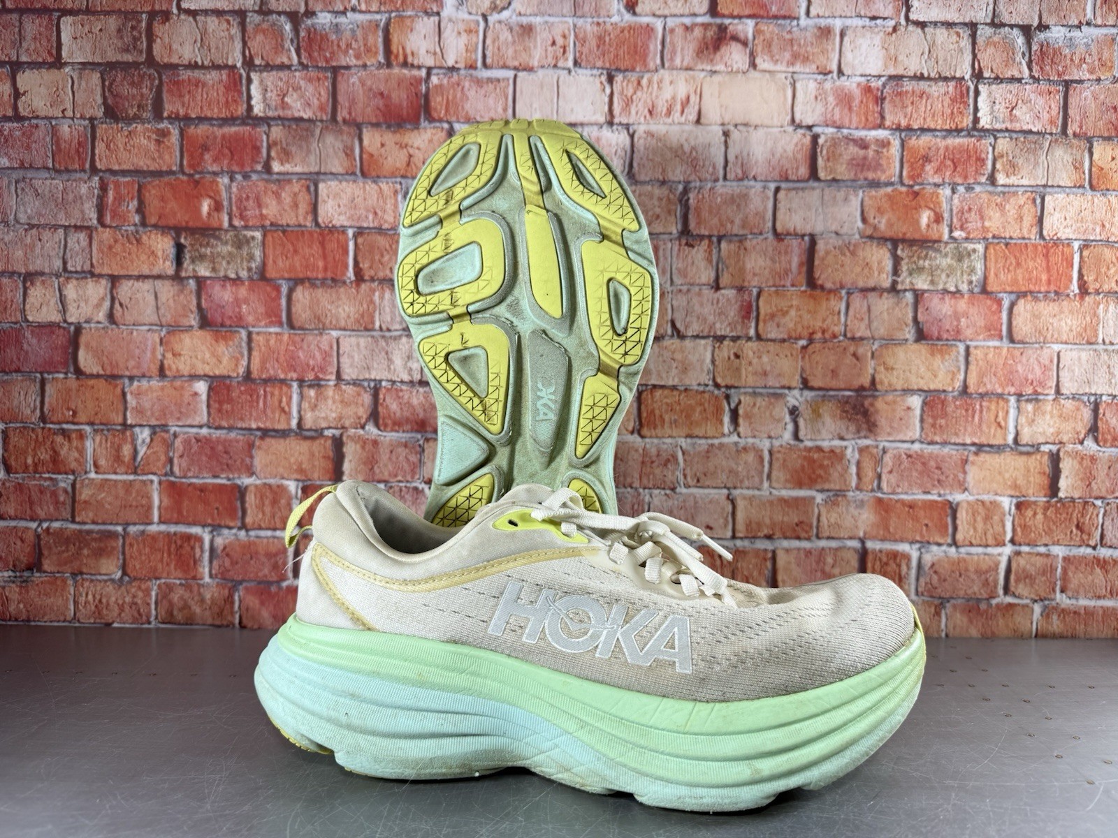 Hoka One One Bondi 8 Sun Ocean Running Shoes Women’s Size 8B 1127952BDBSO ⚡️