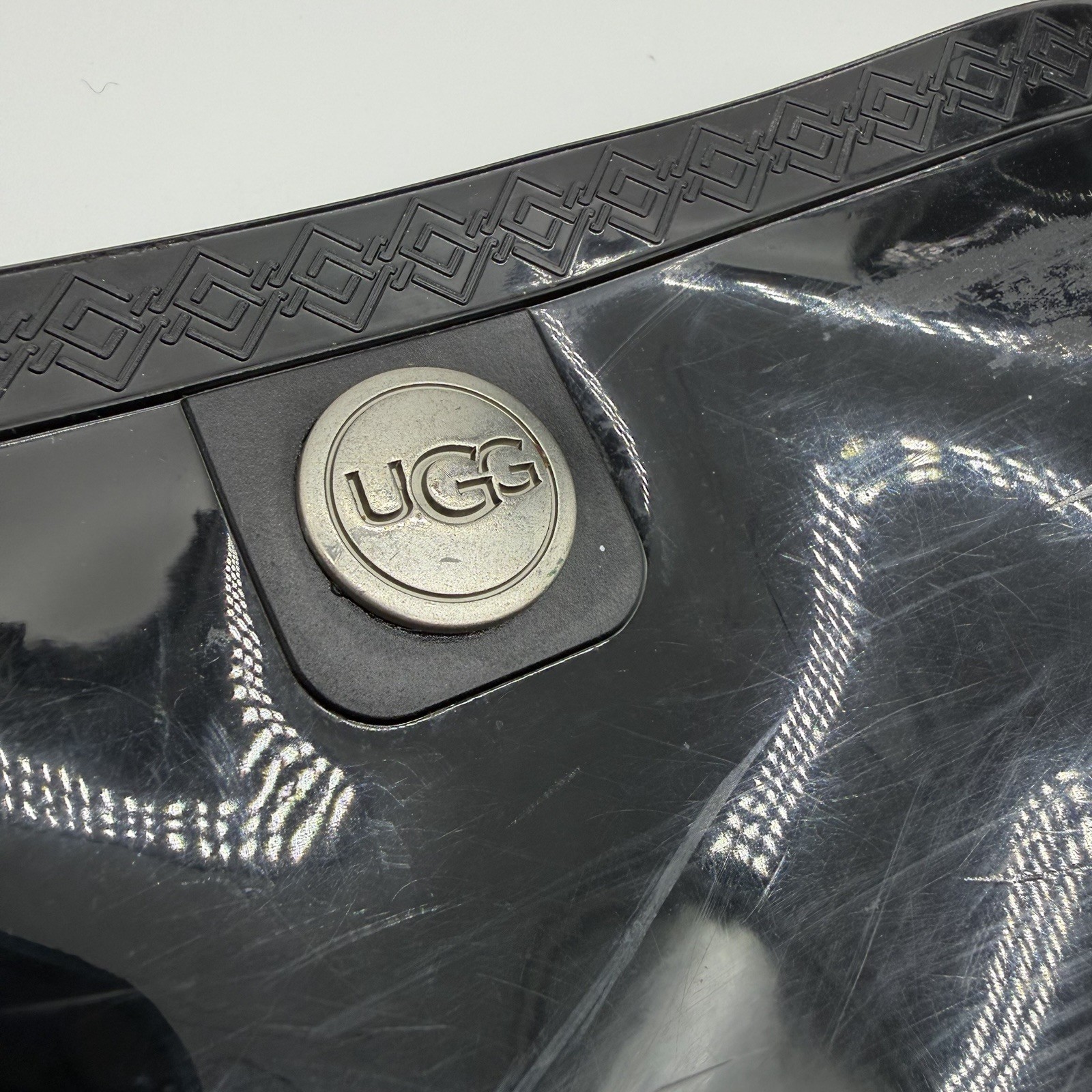 UGG Women’s Shaye Rubber Rain Boots Sheepskin Insole Shiny Black Gloss Size 9