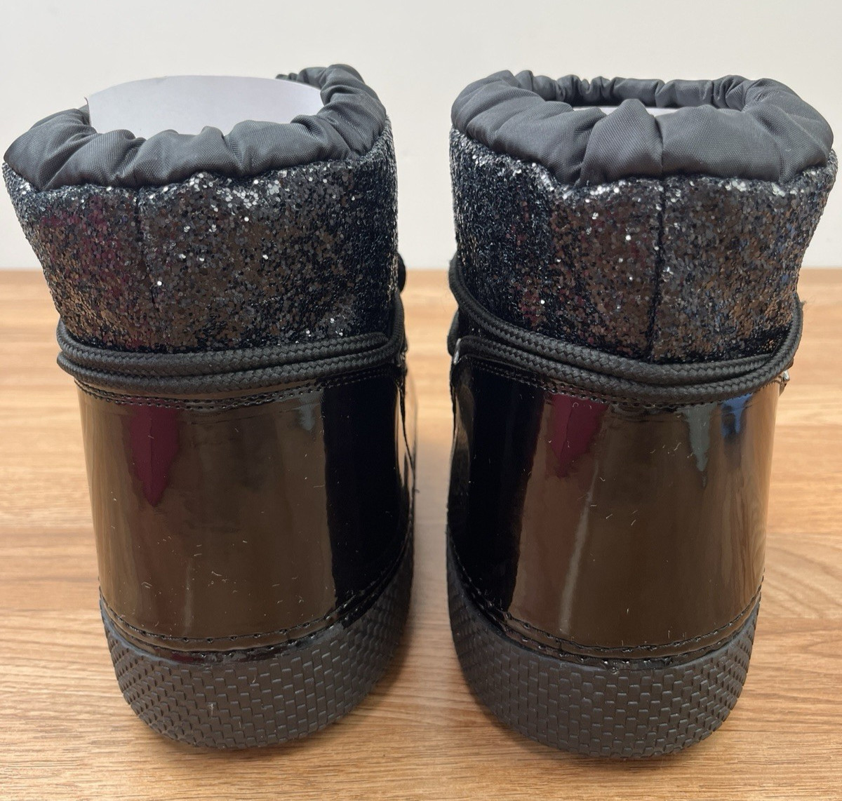 Olivia Miller Eclipse Moon Boots Black Glitter Puffy Winter Boots Size L (11-12)