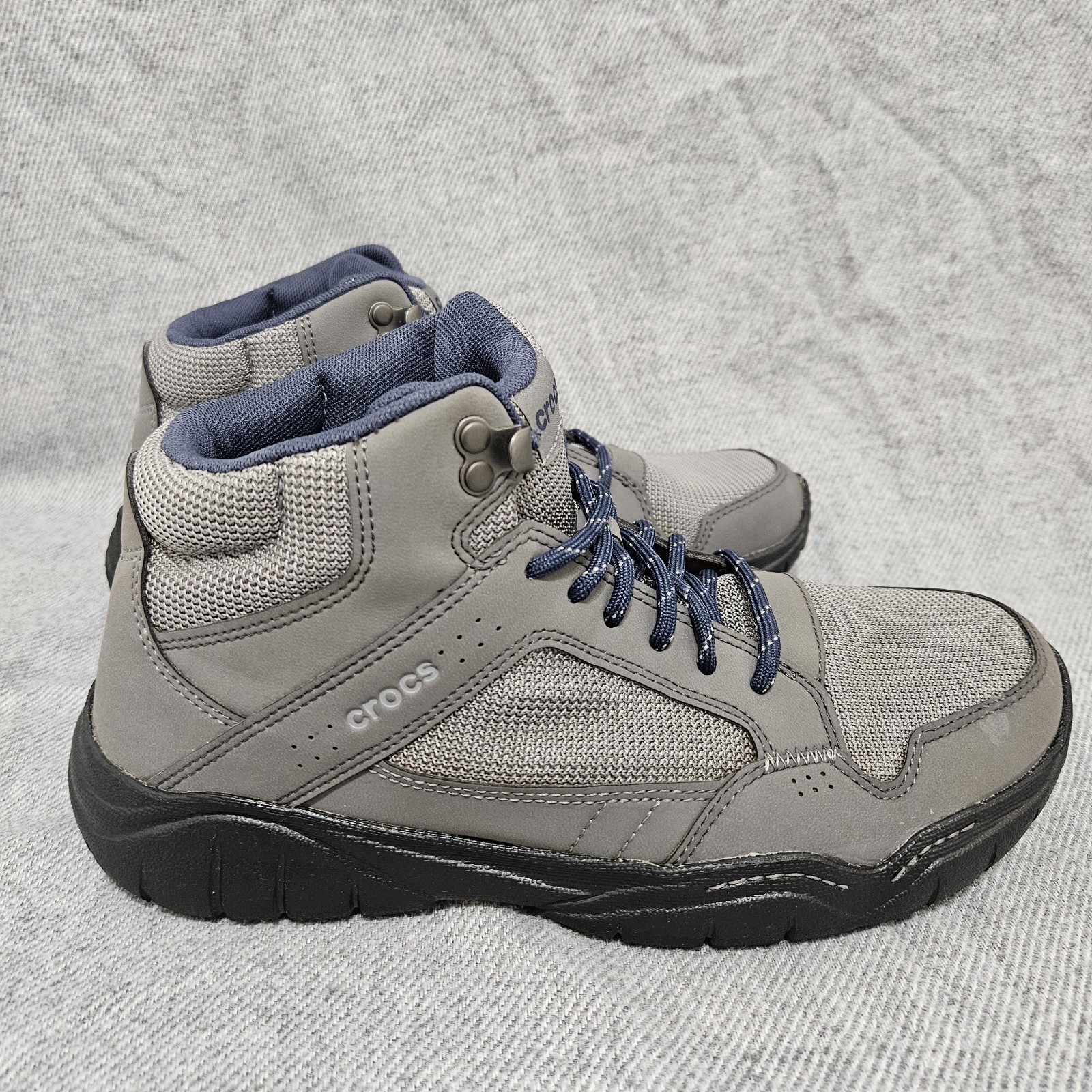 CROCS LiteRide Pacer Size M8/W10 Gray Lace Up Sneakers Shoes 204687