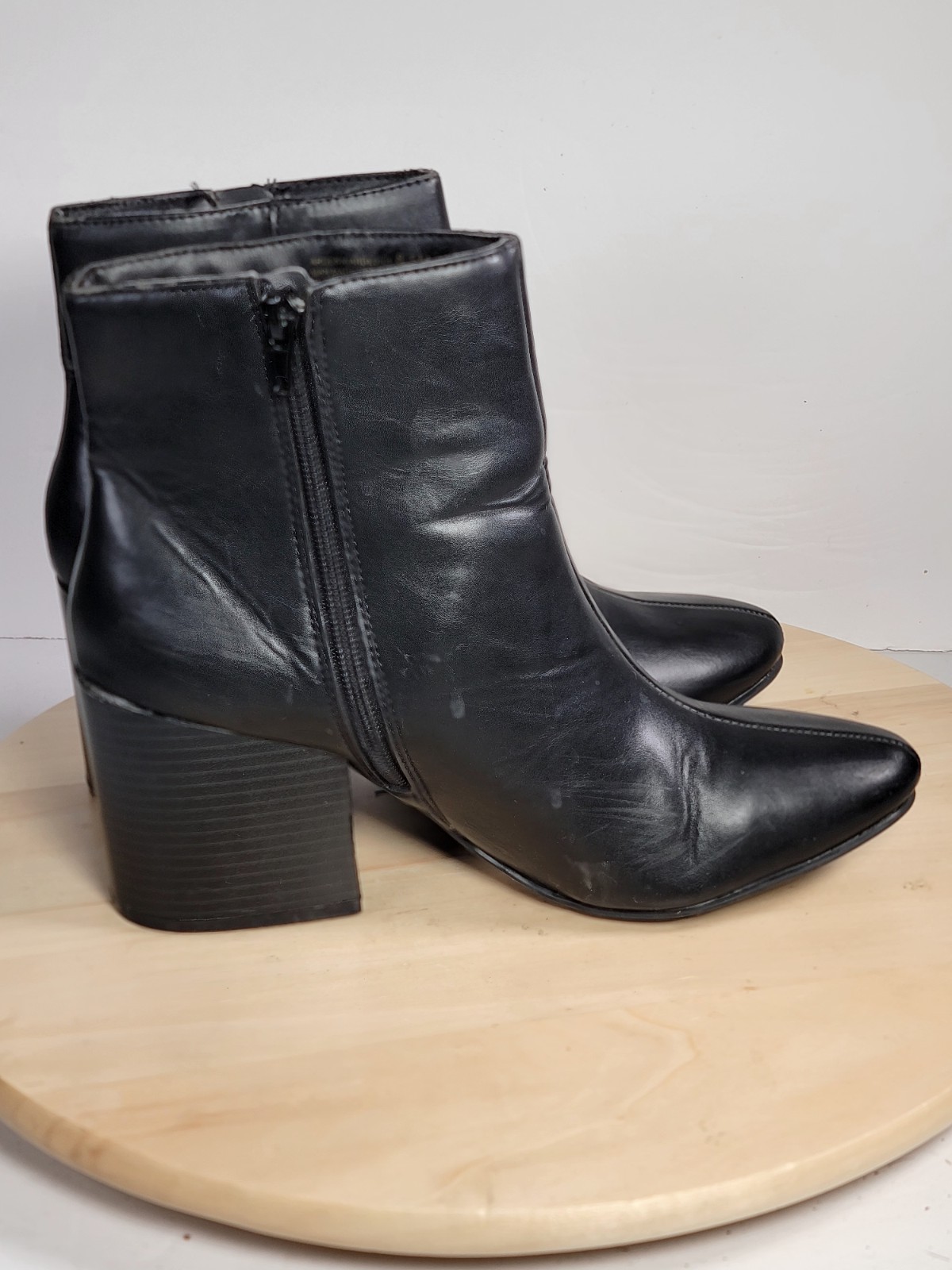Steve Madden Girl Size 8.5 M Black Faux Leather Ankle Heeled Bootie