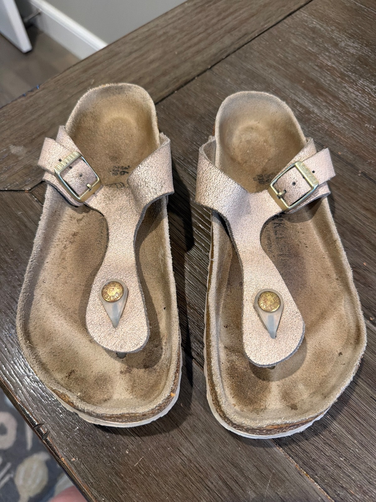 BIRKENSTOCK Gizeh Metallic Beige Tan Thong Sandals Women`s EU 36 US 5 – 5.5