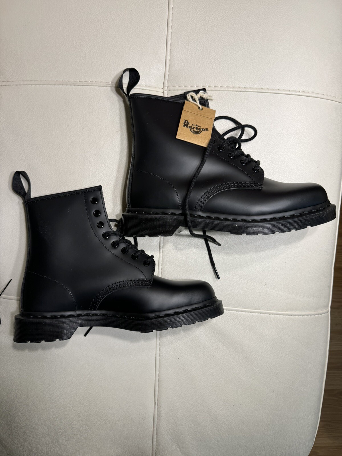 Dr martens 1460 MONO SMOOTH LEATHER LACE UP BOOTS Size 9 Women 8 Men