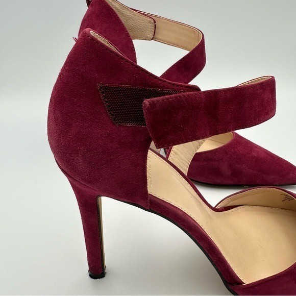 Vincent Camuto VC-Charlotte Women’s Size 9 US Red Suede Ankle-Strap Heels Shoes