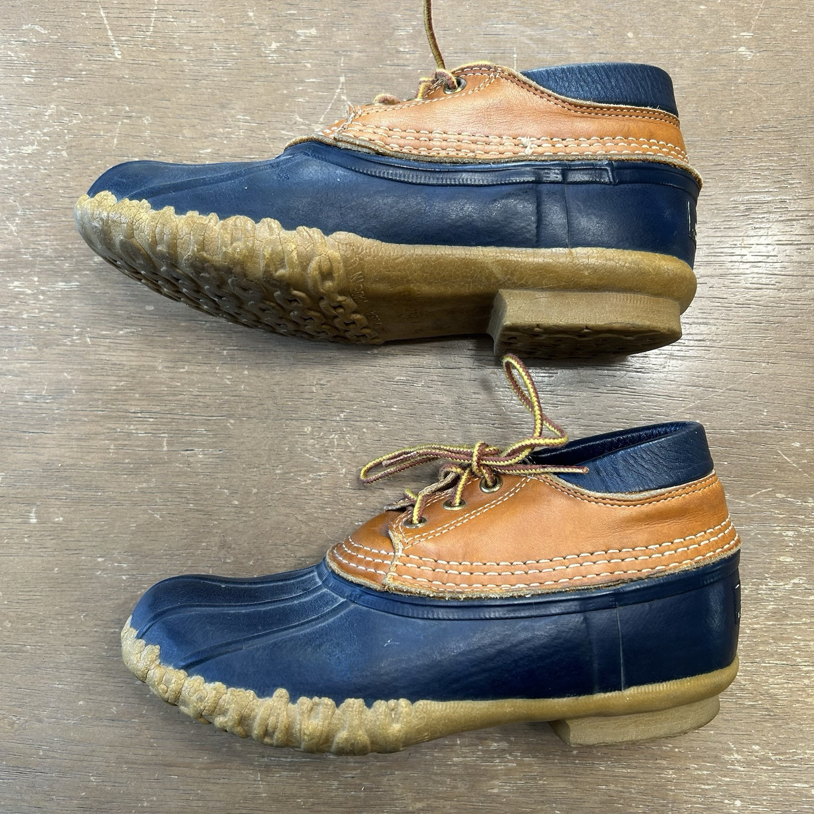 VTG LL Bean Boots Rubber Gumshoes Women’s 6M Duck Boot Tan Leather Unlined