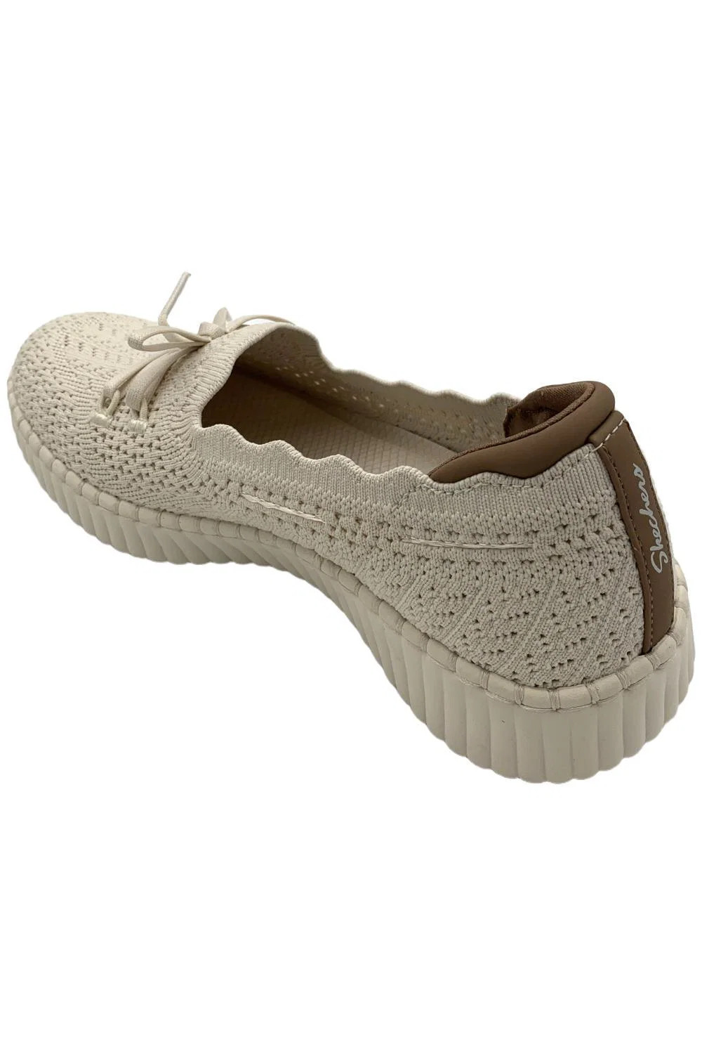 Skechers Women’s Wilshire Blvd Scalloped Knit Loafers Off White