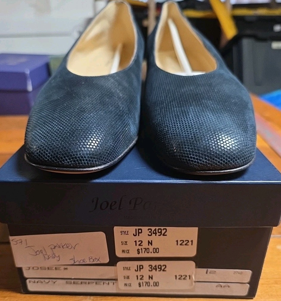 Joel Parker Vintage Josee Navy Serpent Pumps Heels Size 12 N NIB Handcrafted