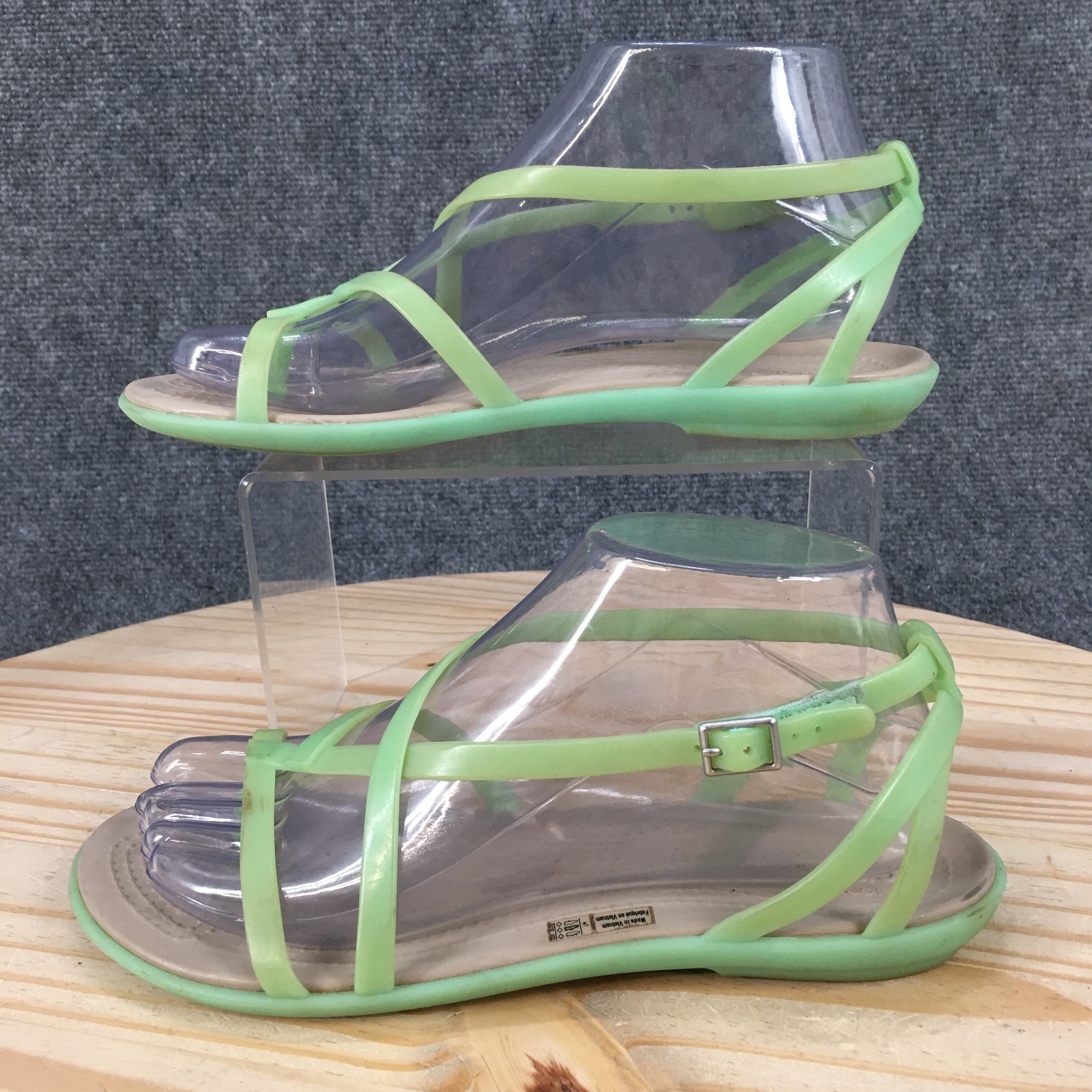 Crocs Isabella Sandals Womens 7 Strappy Toe-Post Comfort Casual Low Top Green