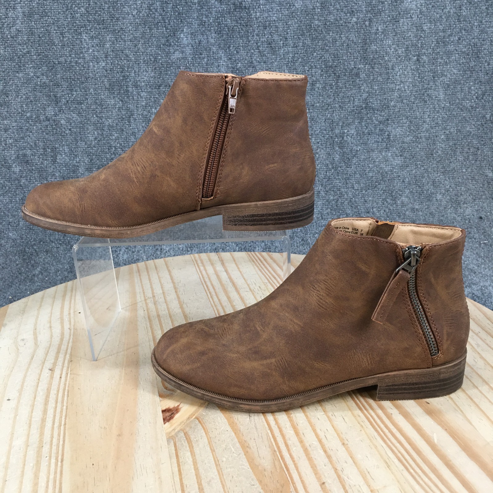 Time And Tru Ankle Boots Womens 7 Side Zip Casual Low Heels Round Toe Brown