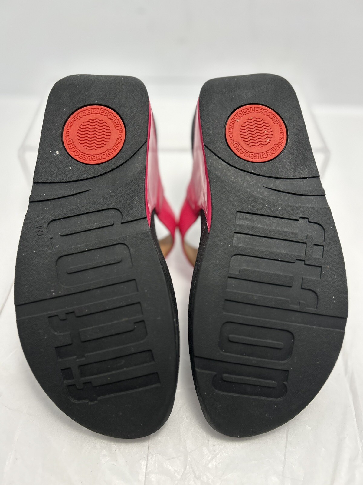 fitflop Womens Thong Sandals Size 5 Pink Patent Buckle Slip on #B