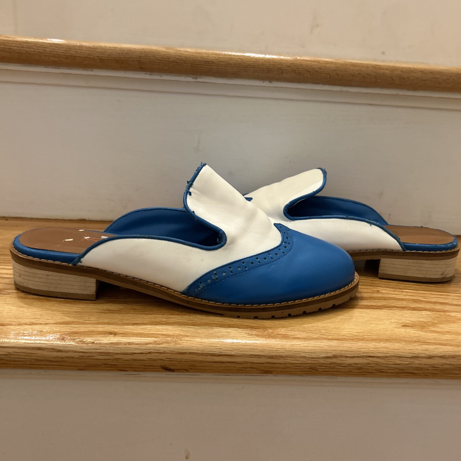 FSJ Cobalt Blue and White Round Toe Low Heel Mule Loafers Size 11 Rare