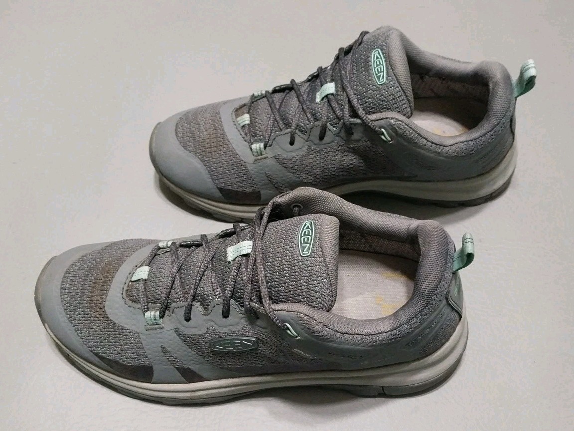 KEEN Terradora II Waterproof Hiking Shoes Women’s Size 9 Gray Lace-Up Sneakers
