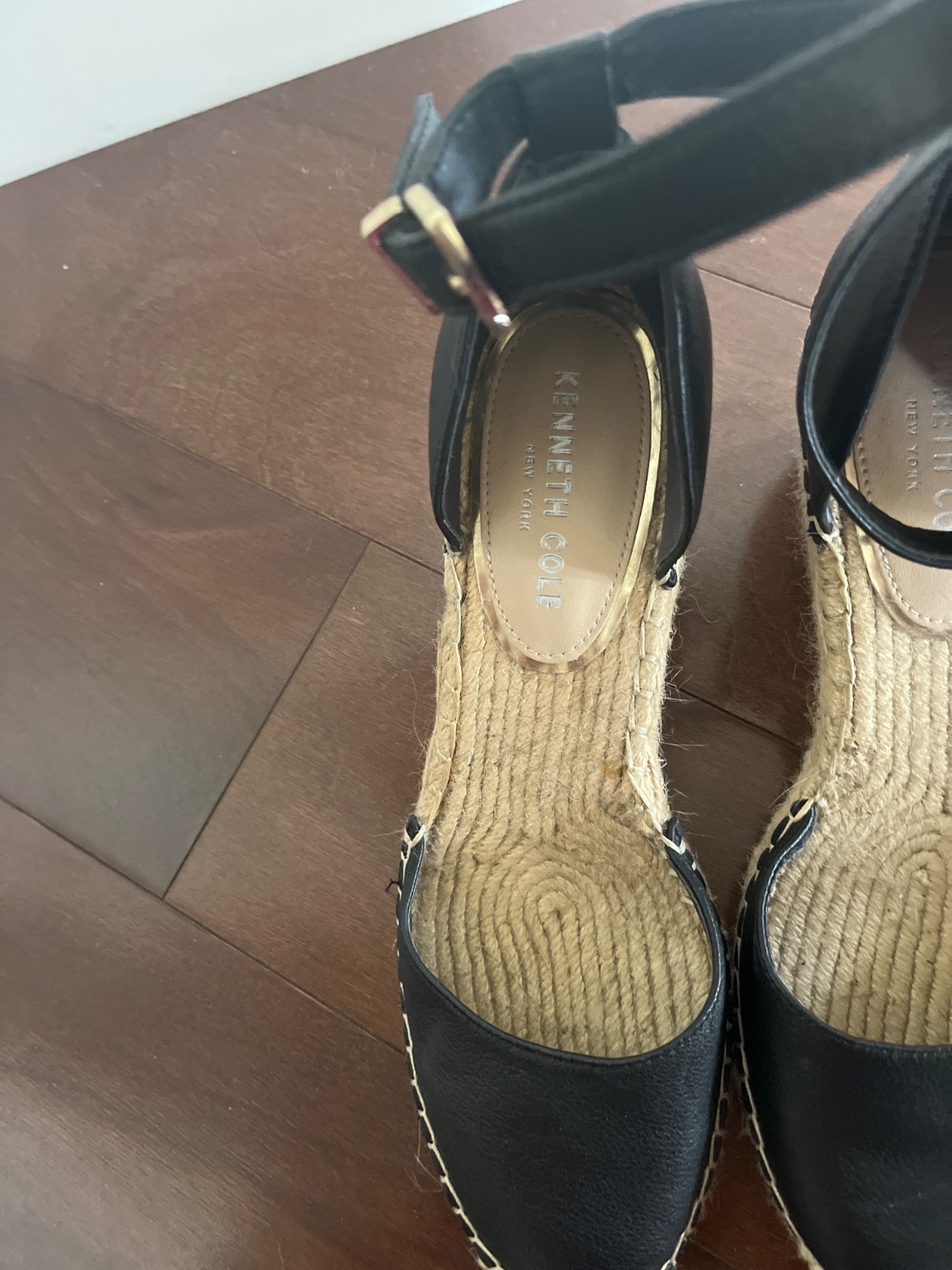 Kenneth Cole espadrille shoes size 8