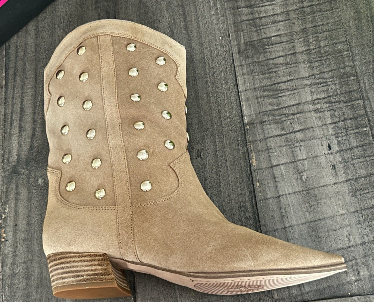 Vince Camuto Women’s Prilie Studded Bootie US 10M Tortilla color
