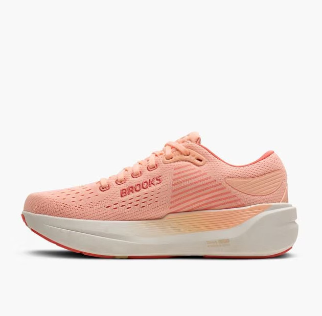 BROOKS Women’s Ghost Max 3 Running Shoes Peach/Sand/Coconut New