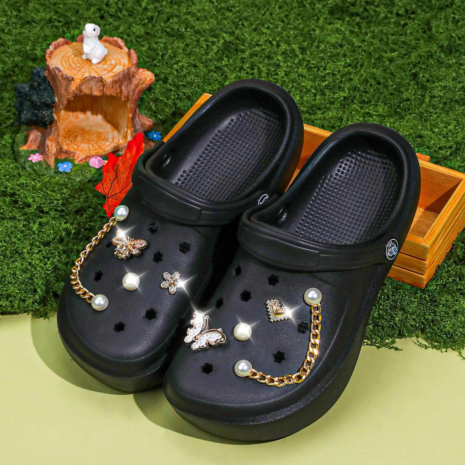 Ladies’ Clogs Outdoor and Indoor, Lightweight Two-way Wear Garden Shoes